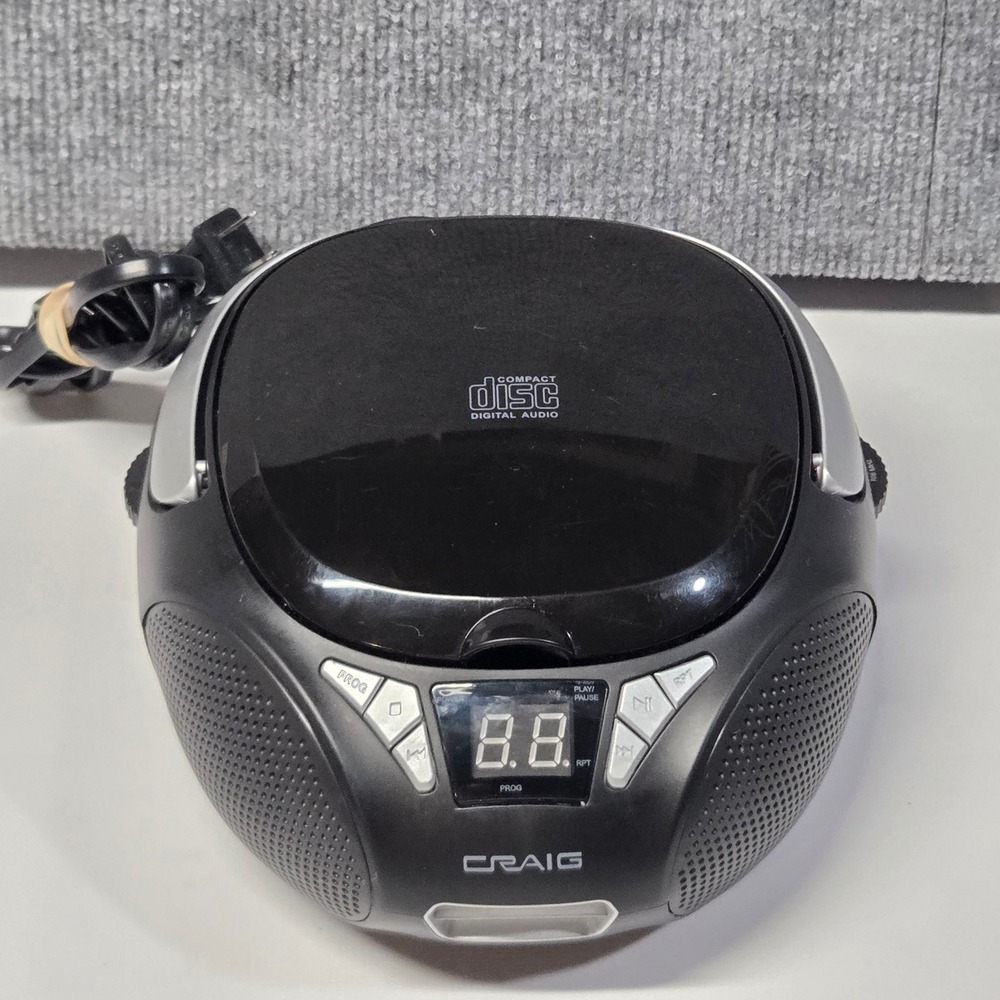 Craig CD6925 Portable CD Boombox AM FM Stereo Radio AUX Input Black Tested